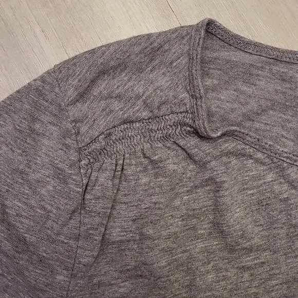 🛍Ann Taylor Loft Basic Long Sleeve‎ Top Grey Womens Size Small - Picture 4 of 7